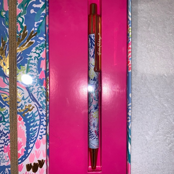 Lilly Pulitzer Journal and Pen Set Mermaid Cove - Picture 3 of 6